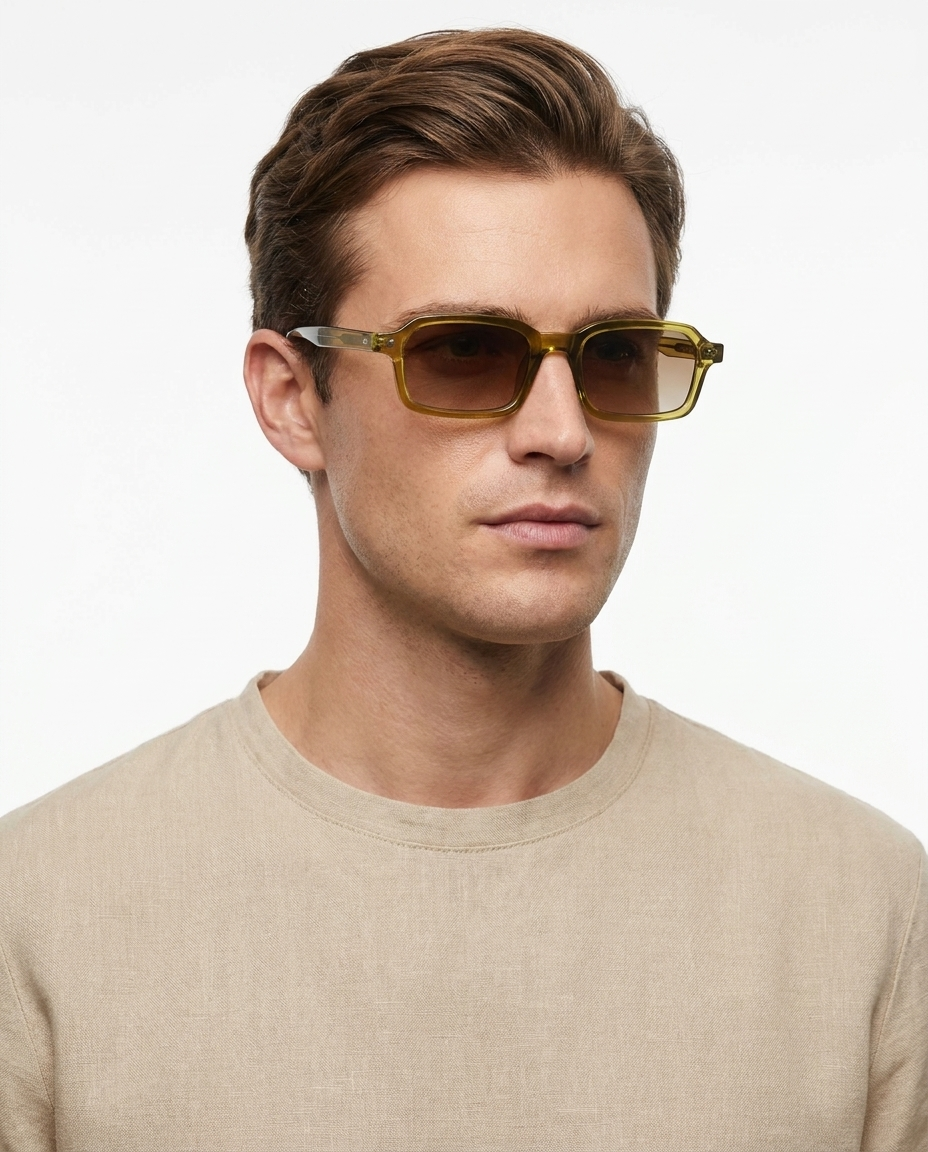 Modelo masculino usando Gafas Bilbao Verde