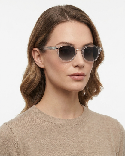 Modelo feminina usando Gafas Canarias Transparente com Negro