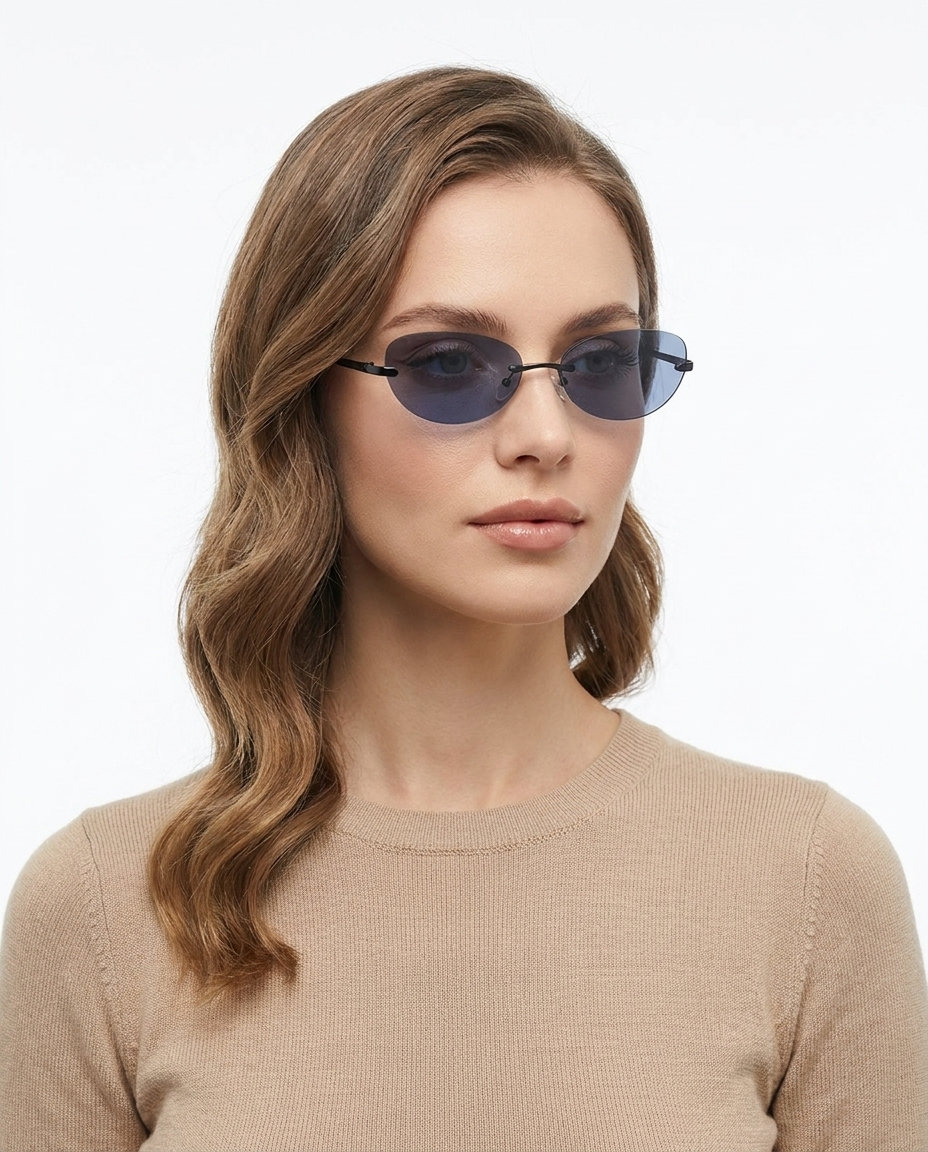 Modelo feminina usando Gafas de Sol Orion Negro Negro