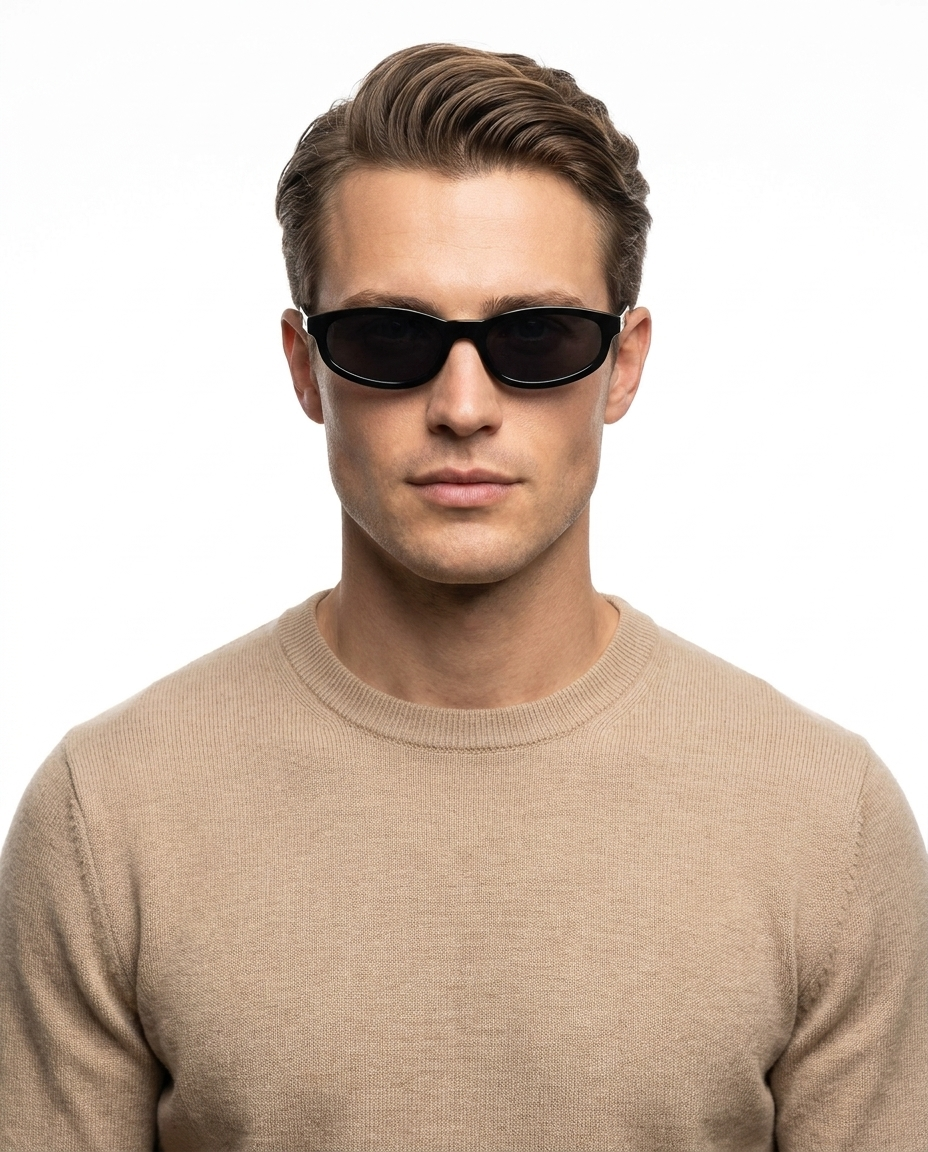 Modelo masculino usando Gafas Eros Negro