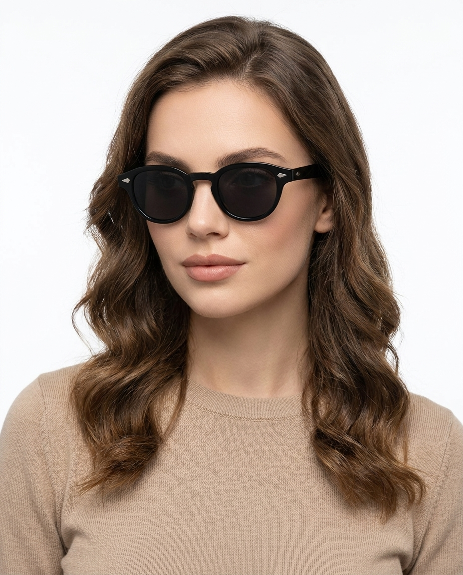 Modelo feminina usando Gafas Lux Negro