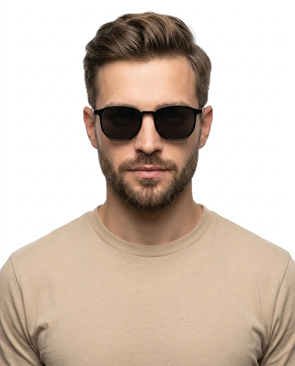 Modelo masculino usando Gafas Macao Negro